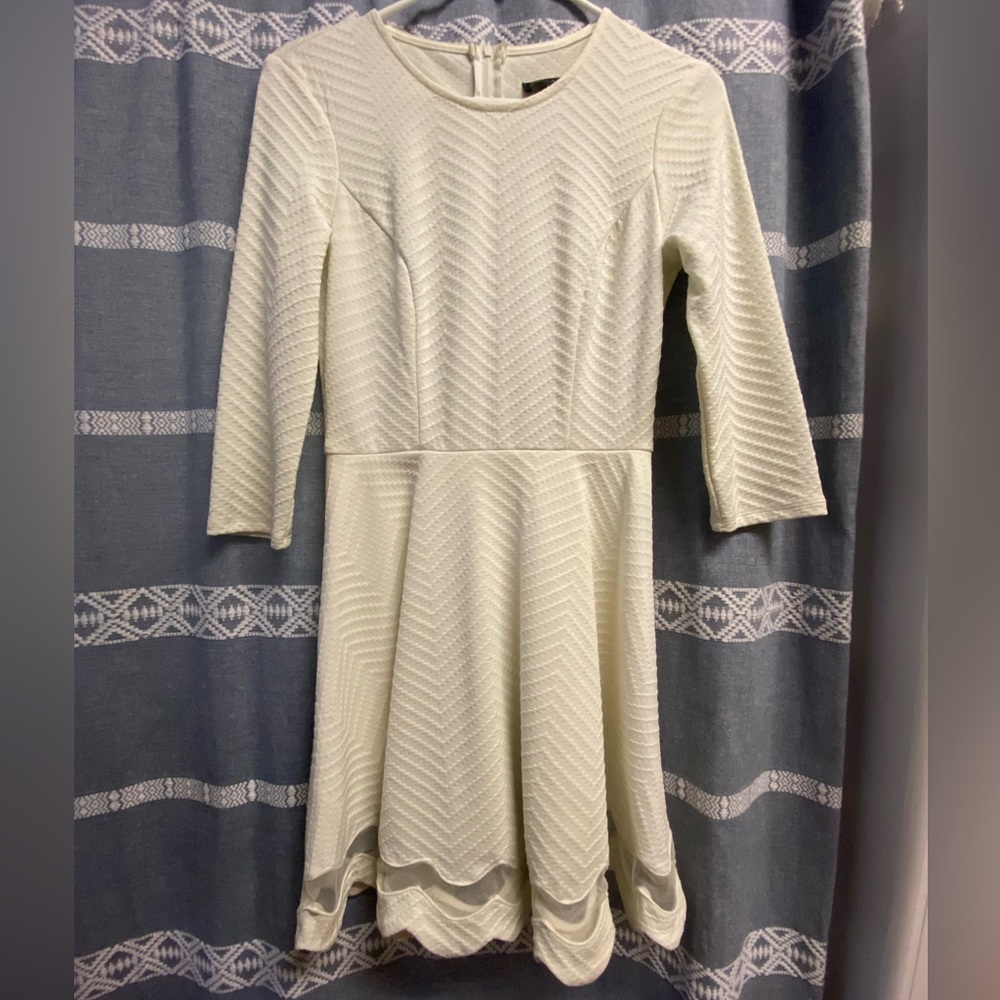 Jodi Kristopher White Long Sleeve Dress